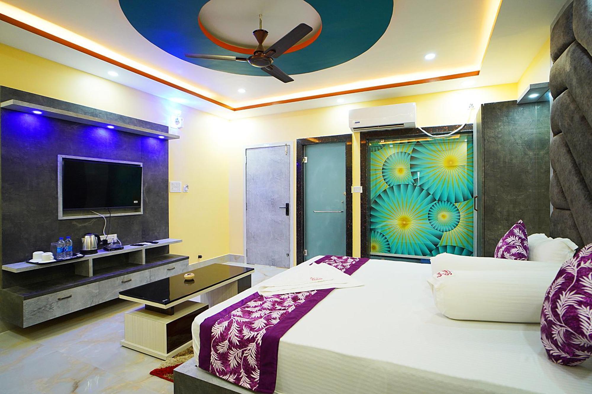 Goa Beach Resort On Beach Mandarmani Exterior photo