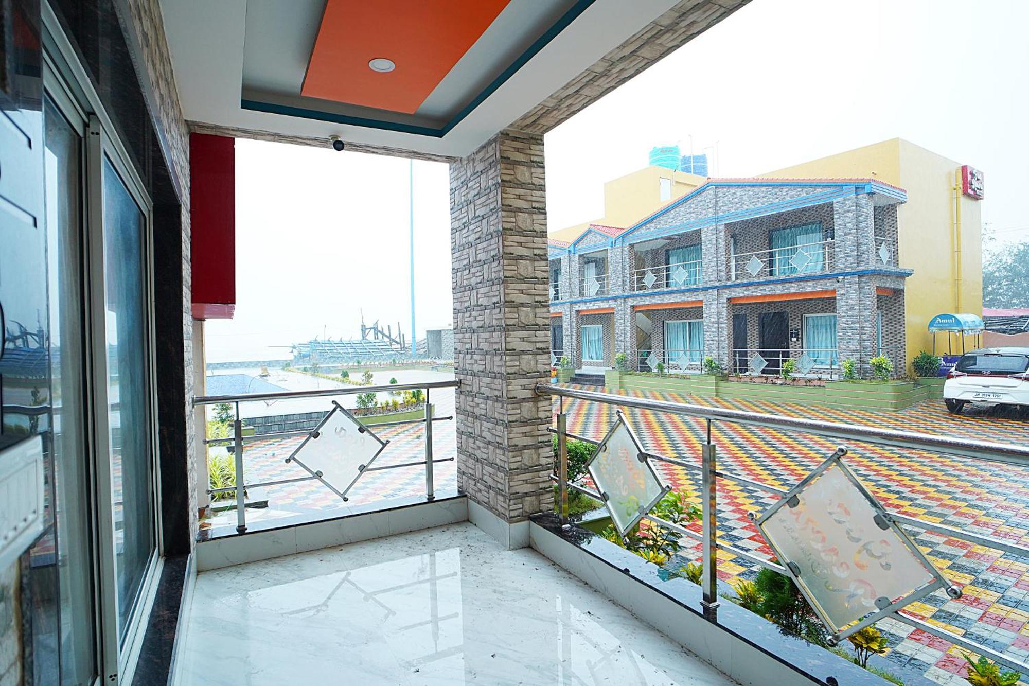 Goa Beach Resort On Beach Mandarmani Exterior photo