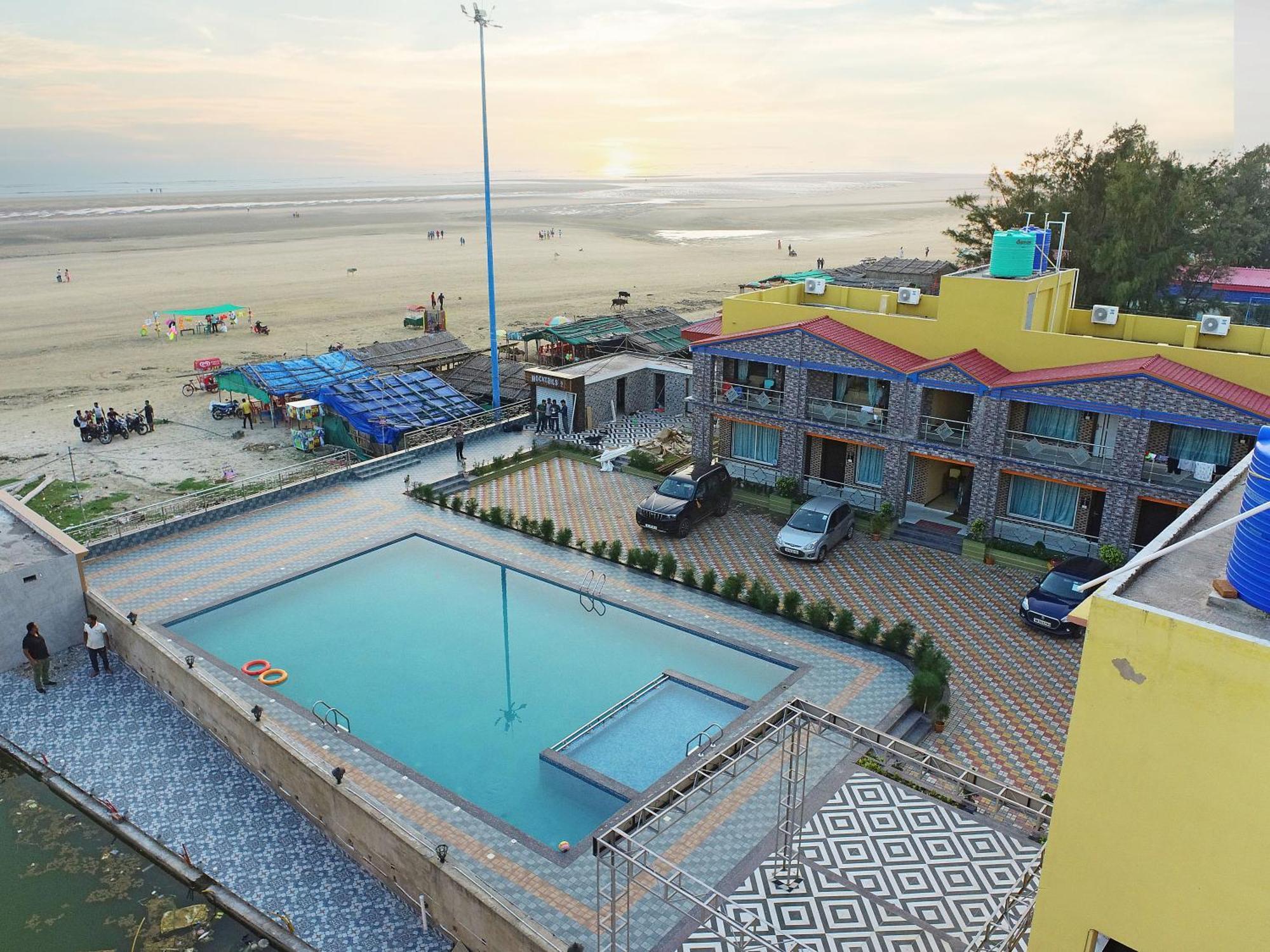 Goa Beach Resort On Beach Mandarmani Exterior photo
